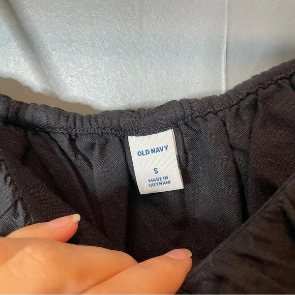 Old navy black linen one shoulder ruffle top size small - Picture 4 of 10